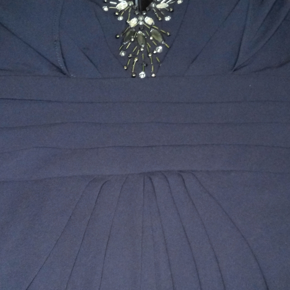 New Vince Camuto Navy Beaded Neckline Capelet Gown Size 6 - Picture 11 of 14